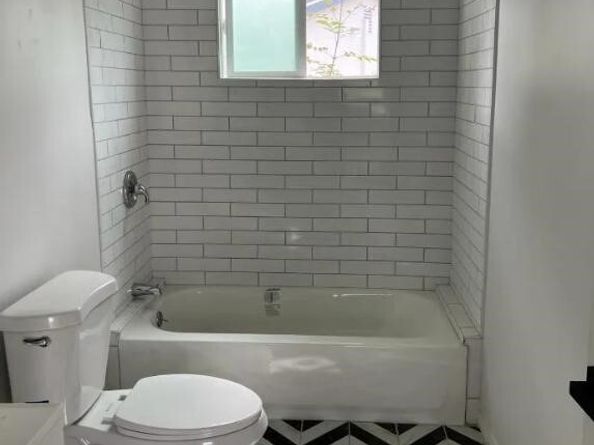 18134 Chase Street, Northridge (los Angeles) CA 91325
