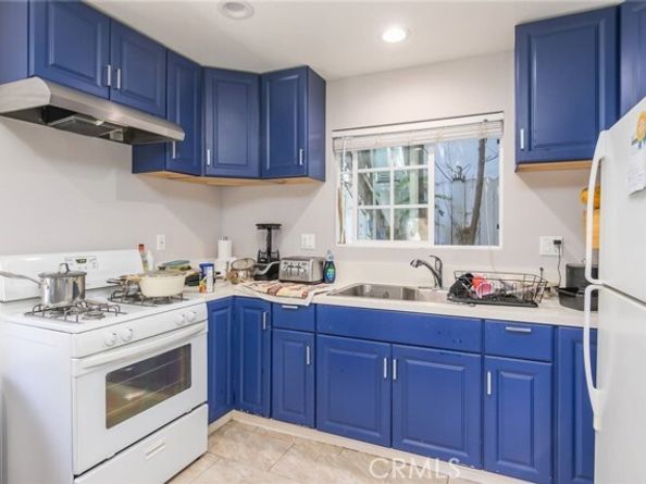 14835 Kittridge Street, Van Nuys (los Angeles) CA 91405