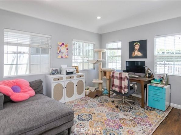 14835 Kittridge Street, Van Nuys (los Angeles) CA 91405