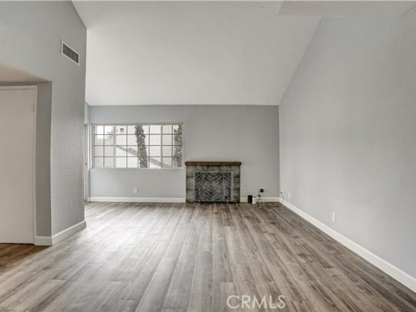 20155 Keswick Street 209, Winnetka (los Angeles) CA 91306