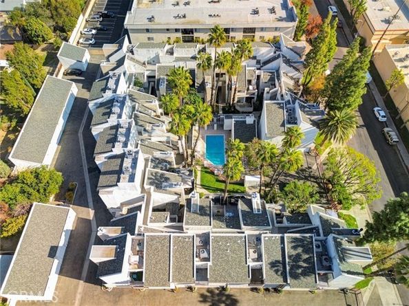 20155 Keswick Street 209, Winnetka (los Angeles) CA 91306