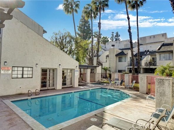 20155 Keswick Street 209, Winnetka (los Angeles) CA 91306