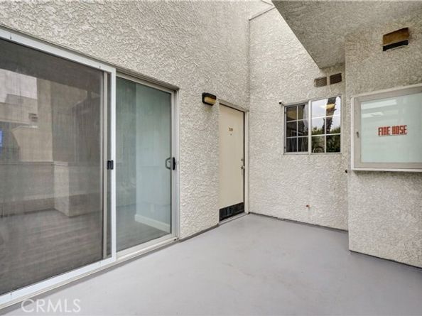20155 Keswick Street 209, Winnetka (los Angeles) CA 91306