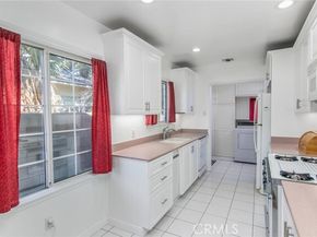 8009 Aldea, Los Angeles CA 91406