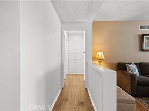6347 Bovey Avenue, Tarzana (los Angeles) CA 91335