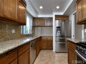 7240 Shirley 101, Reseda (los Angeles) CA 91335