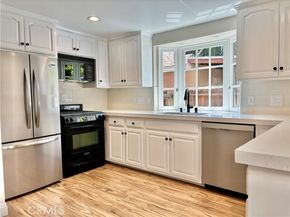2717 Mary Street, La Crescenta CA 91214