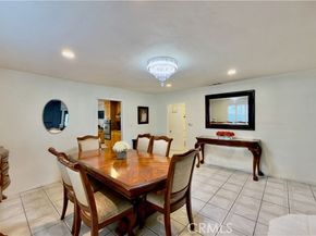 6118 Bellingham Avenue, North Hollywood (los Angeles) CA 91606