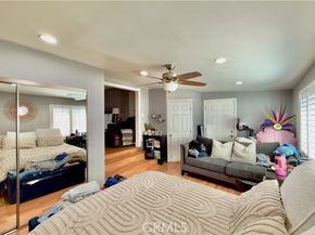 6118 Bellingham Avenue, North Hollywood (los Angeles) CA 91606