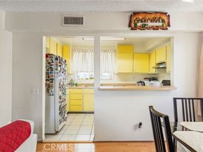 9332 Van Nuys 69, Panorama City (los Angeles) CA 91402