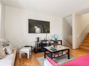 9332 Van Nuys 69, Panorama City (los Angeles) CA 91402