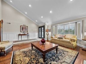 11101 Eton Avenue, Chatsworth (los Angeles) CA 91311