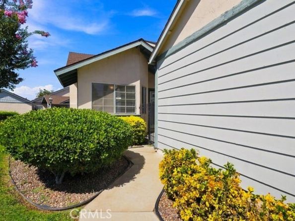 2412 Turnbridge Glen, Escondido CA 92027