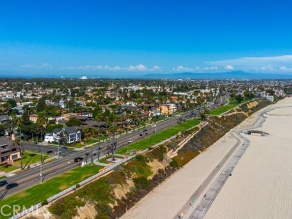 2844 E 3rd Street 207, Long Beach CA 90814