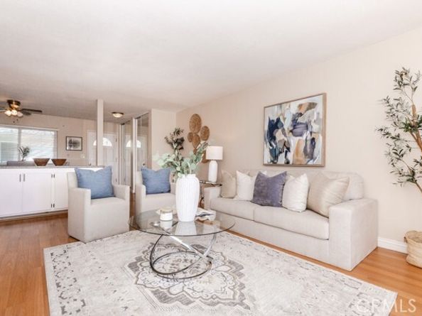 2844 E 3rd Street 207, Long Beach CA 90814