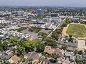 8054 Cedros Avenue, Panorama City (los Angeles) CA 91402