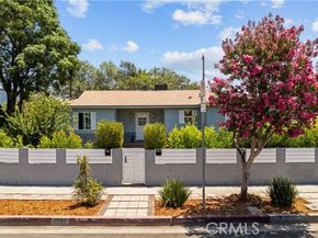 8054 Cedros Avenue, Panorama City (los Angeles) CA 91402