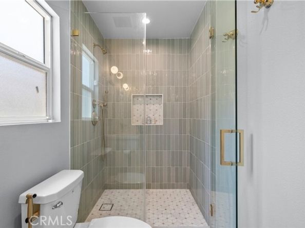 8054 Cedros Avenue, Panorama City (los Angeles) CA 91402