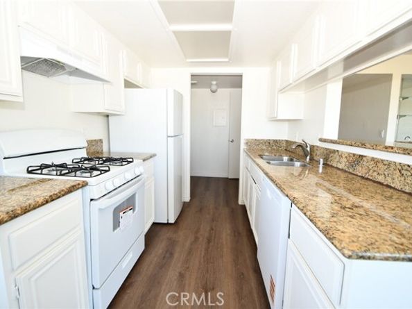 1436 257th Street 302, Harbor City (los Angeles) CA 90710