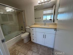 1436 257th Street 302, Harbor City (los Angeles) CA 90710
