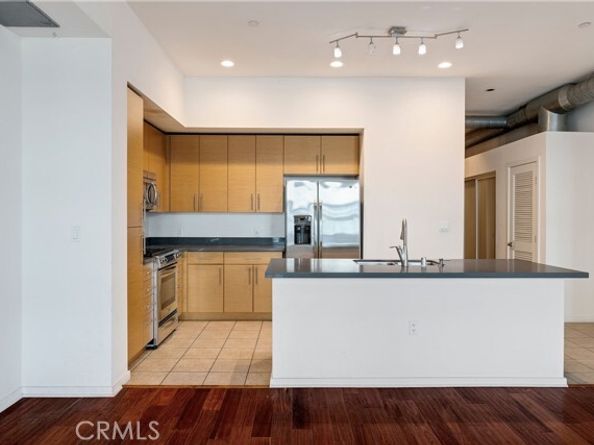 133 The Promenade 426, Long Beach CA 90802