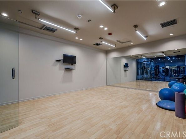 133 The Promenade 426, Long Beach CA 90802