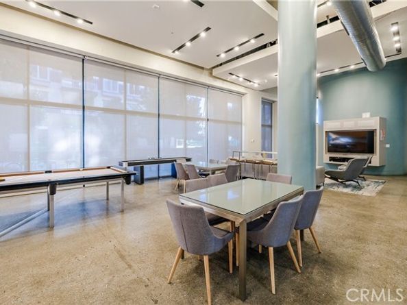 133 The Promenade 426, Long Beach CA 90802