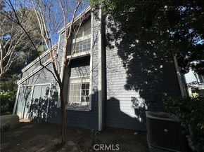 25579 Pine Creek Lane, Wilmington (los Angeles) CA 90744