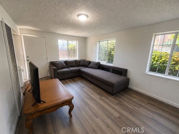 815 E 109th Street, Los Angeles CA 90059