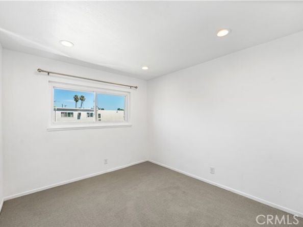 7135 Coldwater Canyon Avenue 16, North Hollywood (los Angeles) CA 91605