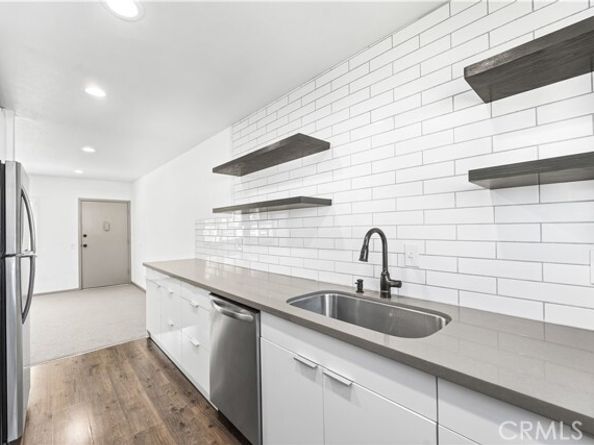 7135 Coldwater Canyon Avenue 16, North Hollywood (los Angeles) CA 91605