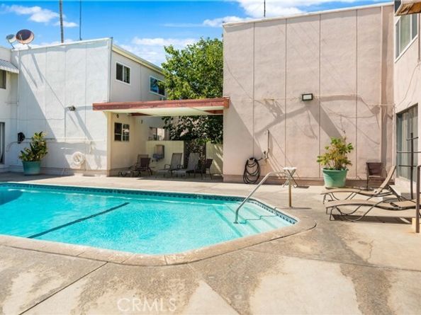 7135 Coldwater Canyon Avenue 16, North Hollywood (los Angeles) CA 91605
