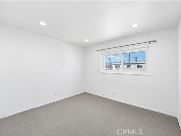 7135 Coldwater Canyon Avenue 16, North Hollywood (los Angeles) CA 91605