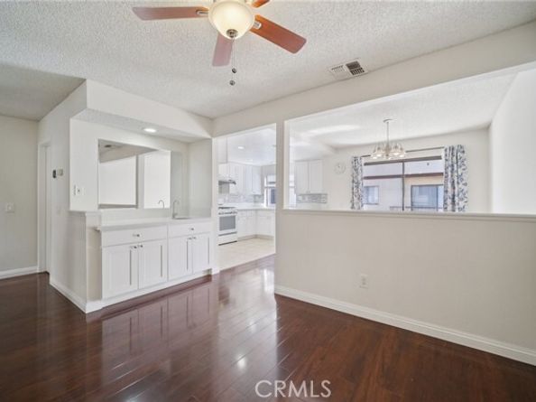 22525 Sherman Way 403, West Hills (los Angeles) CA 91307