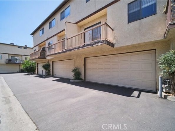 22525 Sherman Way 403, West Hills (los Angeles) CA 91307