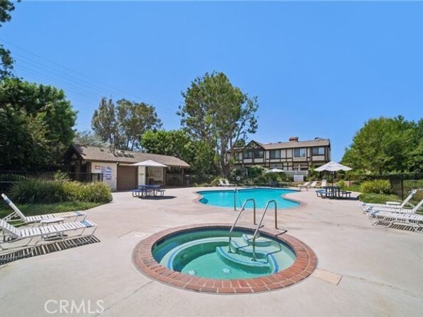 22525 Sherman Way 403, West Hills (los Angeles) CA 91307