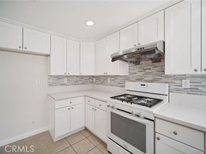 22525 Sherman Way 403, West Hills (los Angeles) CA 91307