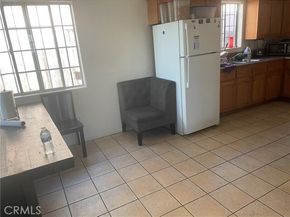 8420 S Broadway, Los Angeles CA 90003