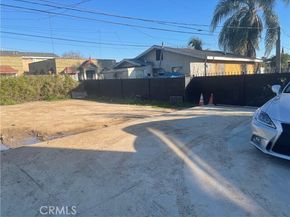 8420 S Broadway, Los Angeles CA 90003