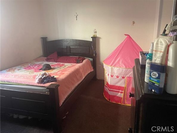 8420 S Broadway, Los Angeles CA 90003