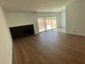 13229 Schoenborn Street, Sun Valley (los Angeles) CA 91352