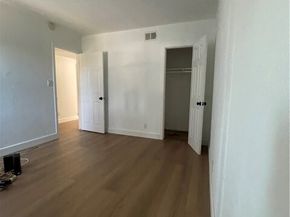 13229 Schoenborn Street, Sun Valley (los Angeles) CA 91352