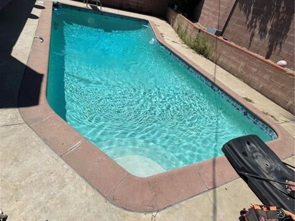 13229 Schoenborn Street, Sun Valley (los Angeles) CA 91352