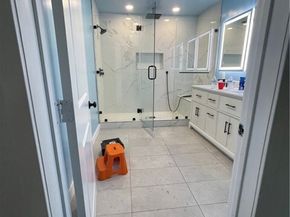 13229 Schoenborn Street, Sun Valley (los Angeles) CA 91352