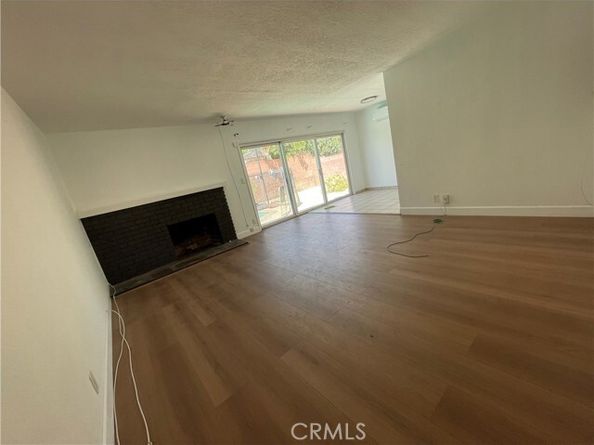 13229 Schoenborn Street, Sun Valley (los Angeles) CA 91352