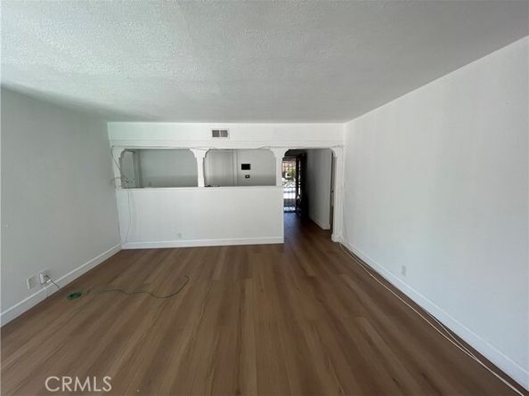 13229 Schoenborn Street, Sun Valley (los Angeles) CA 91352