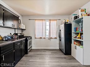 1049 Sanford Avenue, Wilmington (los Angeles) CA 90744
