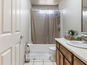 1049 Sanford Avenue, Wilmington (los Angeles) CA 90744