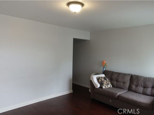 2221 Elsinore, Los Angeles CA 90026