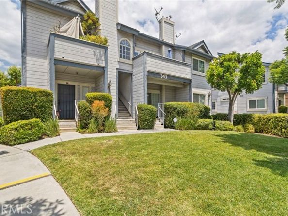 343 W Central J, Monrovia CA 91016